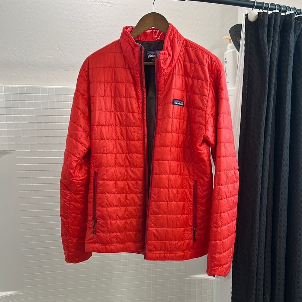 Patagonia Red Quilted Jacket Medium